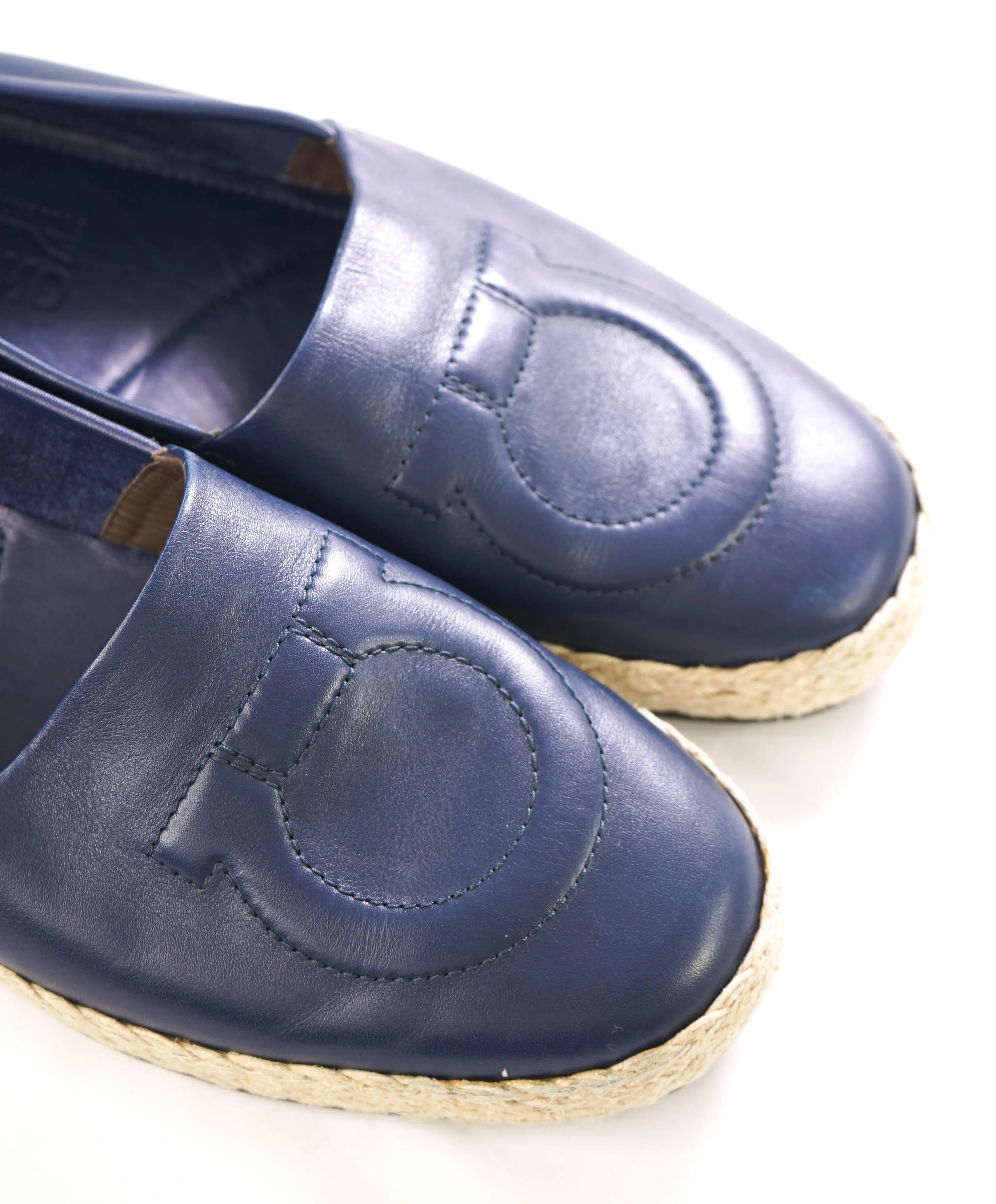 $750 SALVATORE FERRAGAMO - "Gancio" Navy Espadrille Loafer - 9 US