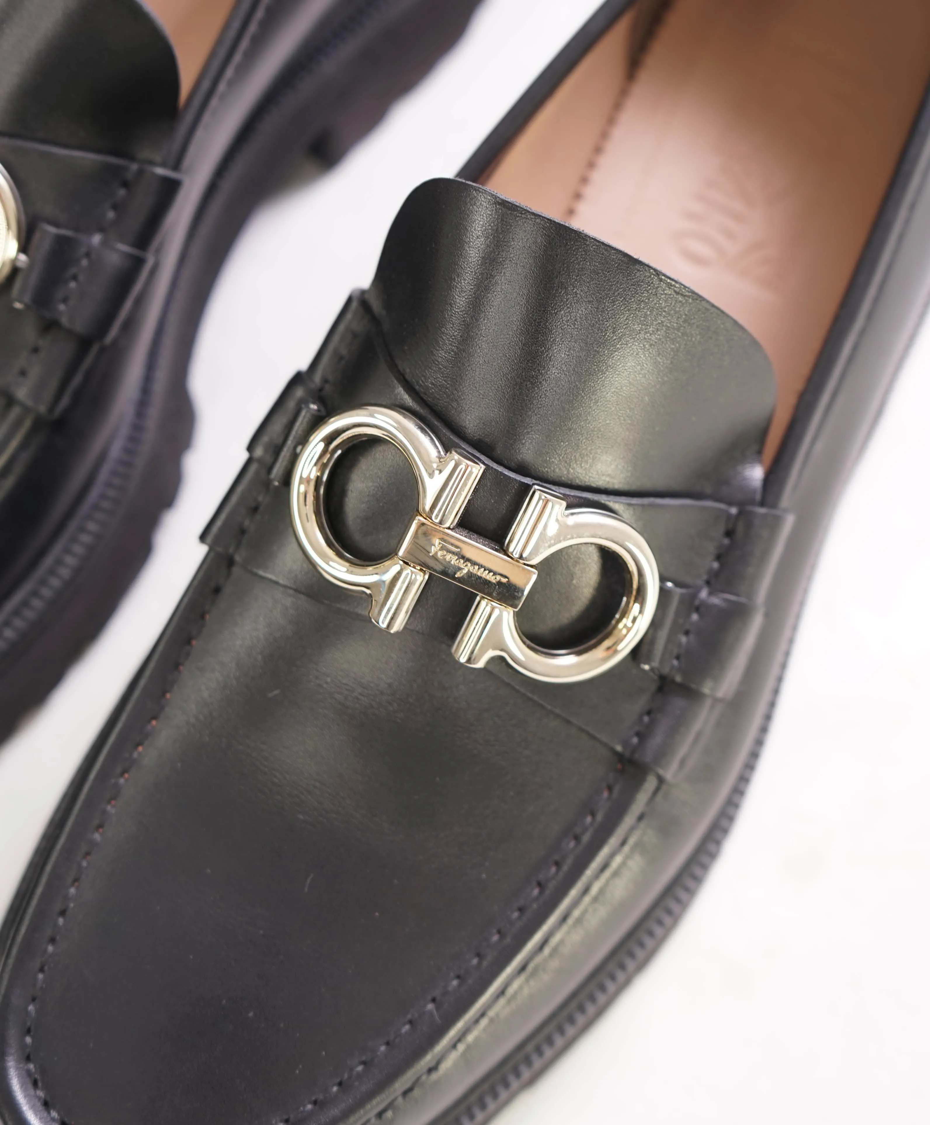 $930 SALVATORE FERRAGAMO - *BLEEKER* Black Leather Heel Lug Sole Loafer - 11.5 E US