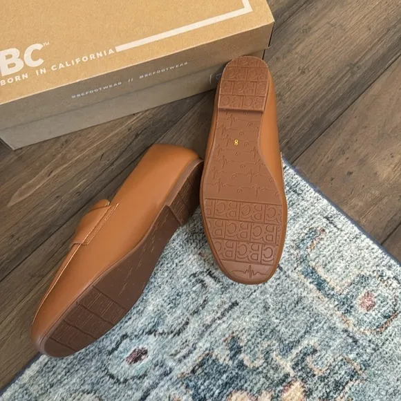 Born in California stay focused loafer in cognac brown size 8 ￼