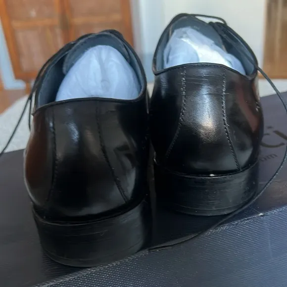 Carrucci Black Calfskin Leather Oxfords Men’s 10