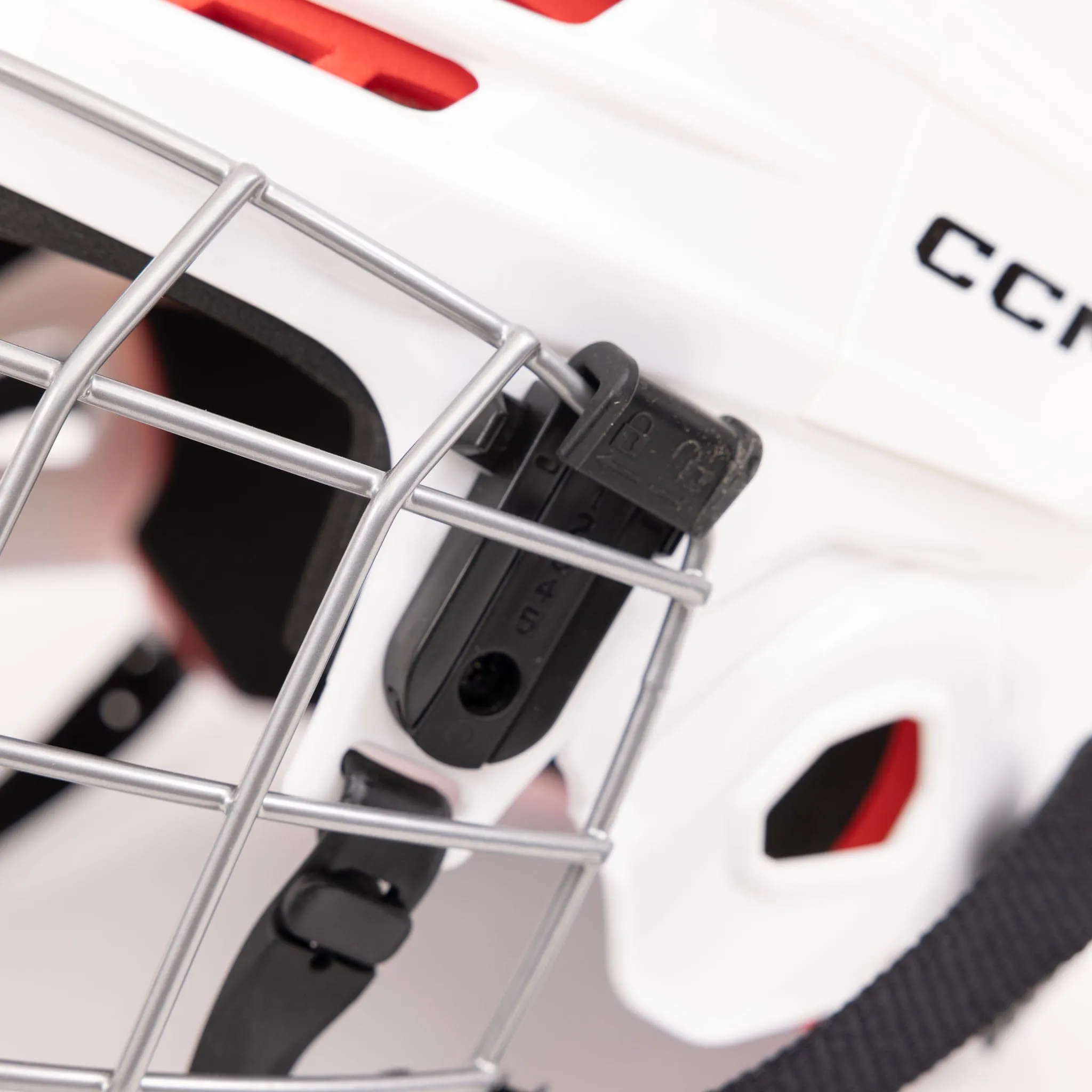 CCM Tacks 70 Junior Hockey Helmet / Cage Combo