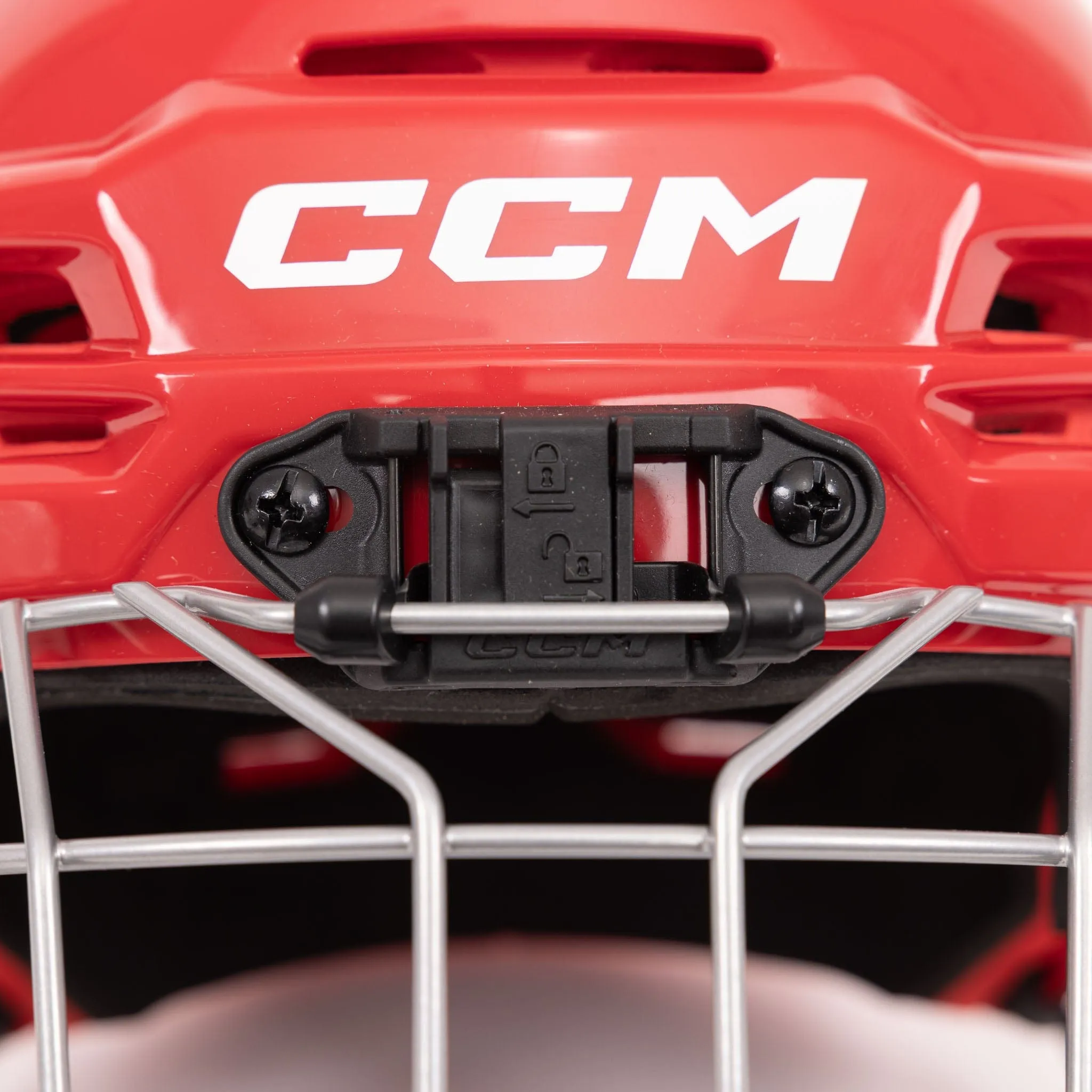 CCM Tacks 70 Youth Hockey Helmet / Cage Combo