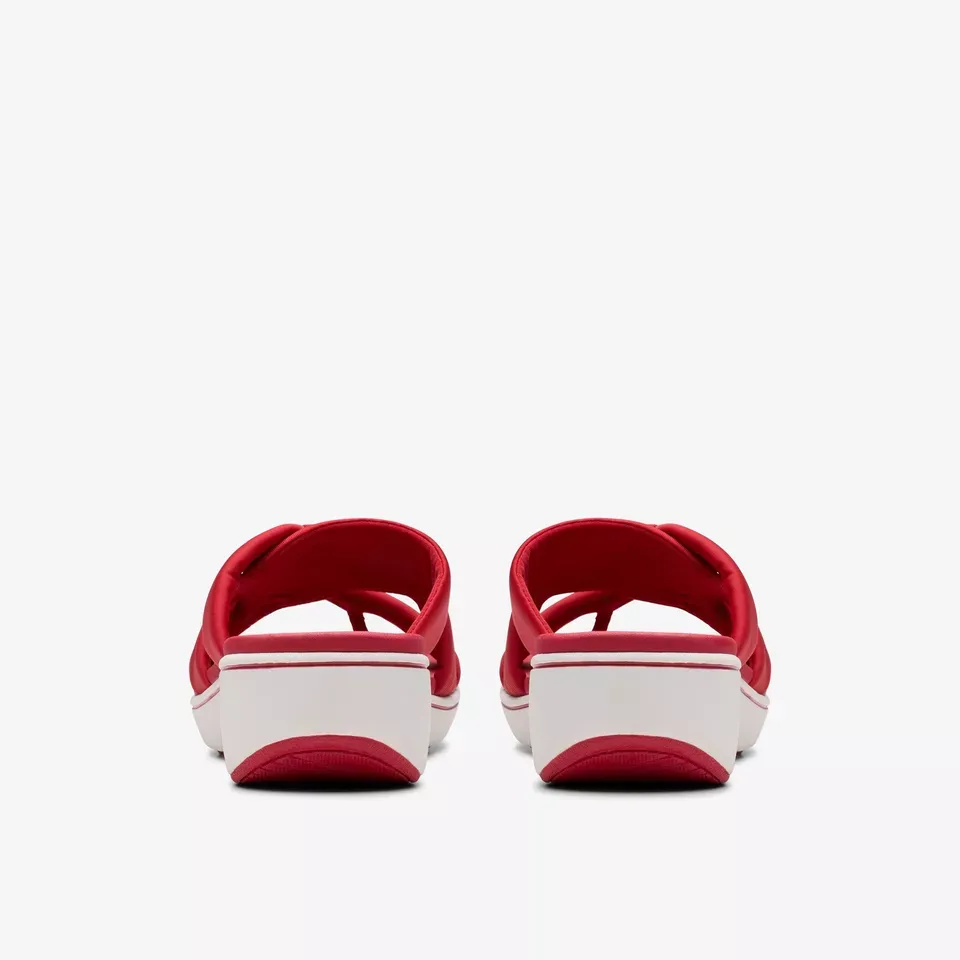 Clarks Women's Breeze Rae Cam Cherry 26181851