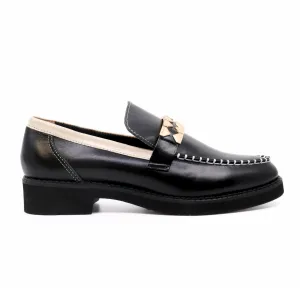 Clip & Stitch Loafer