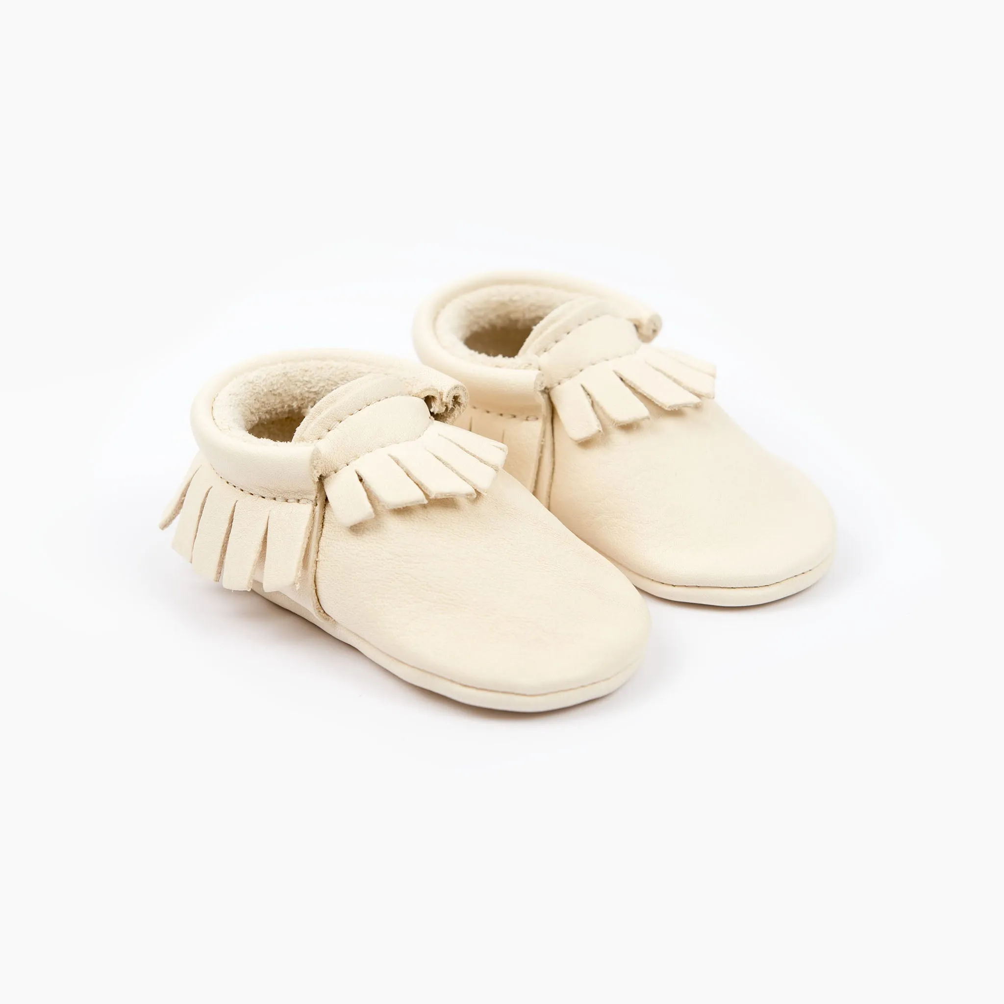 CREAM MOCCASINS