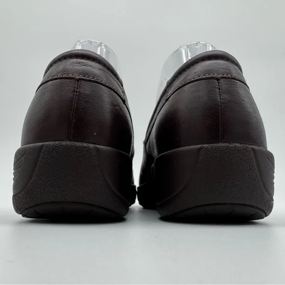 Dansko Abigail Brown Leather Slip On Clog Loafer Size EU 39/US 8.5-9