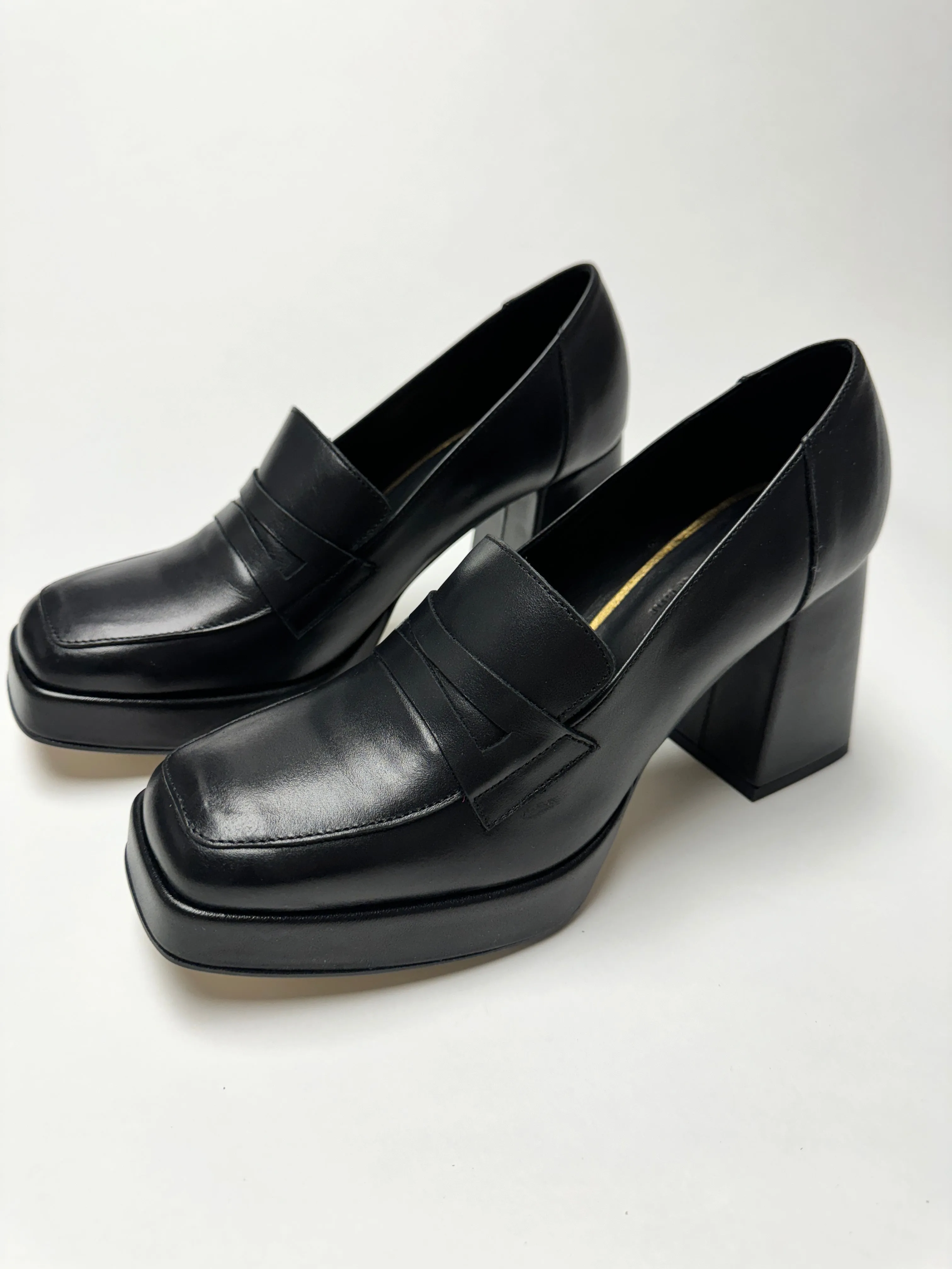 Effie Loafer Pump | Black
