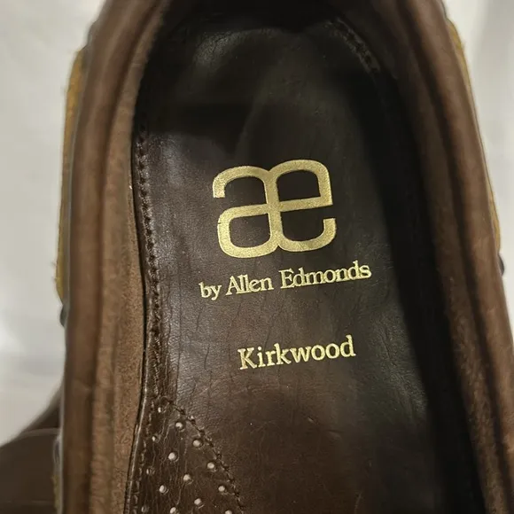 EUC Allen Edmonds Kirkwood Hand Sewn Loafer Golden Brown Chromexcel Mens 9D