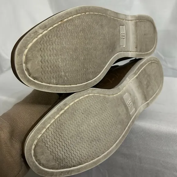 EUC Allen Edmonds Kirkwood Hand Sewn Loafer Golden Brown Chromexcel Mens 9D