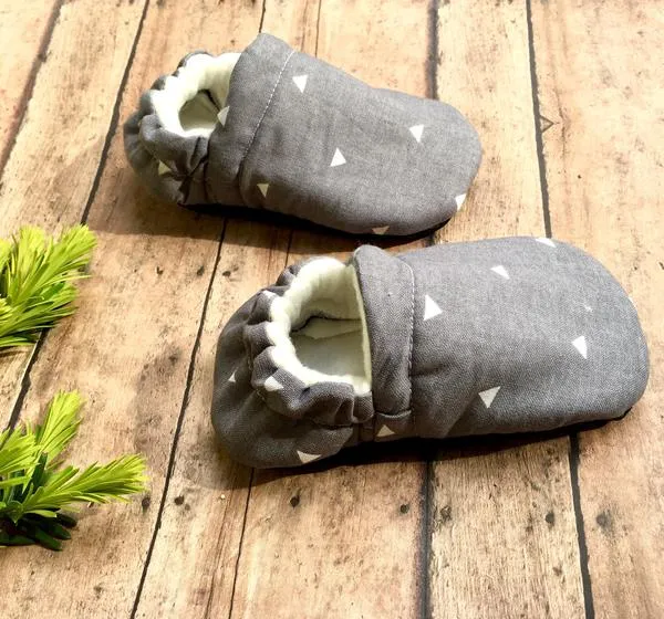 Gray & White Triangle Moccasins