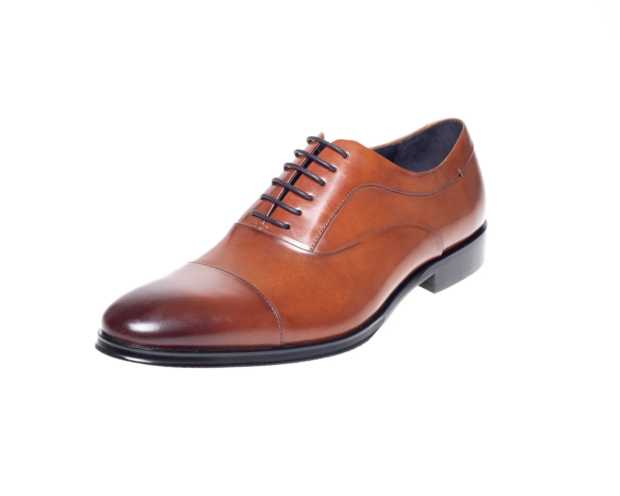 Guildhall Tan Capped Oxfords