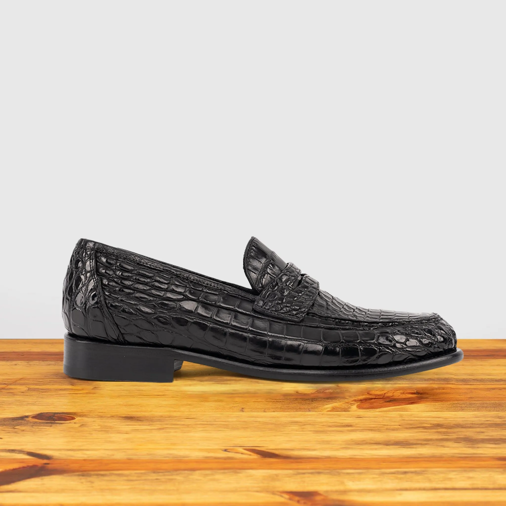 Izano Calzoleria Toscana Dip-Dyed Men's Nile Crocodile Dress Loafer