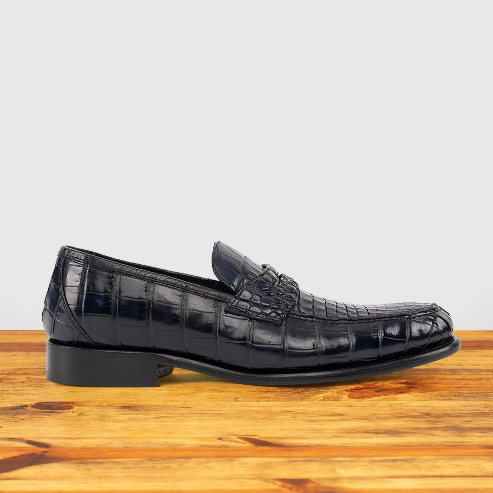 Izano Calzoleria Toscana Dip-Dyed Men's Nile Crocodile Dress Loafer