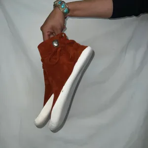 Kélchí- Ankle high moccasin