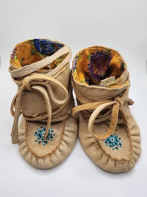 Leather Moccasin Wraps - Size 3.5(U.S) - with Beaded Flower Design