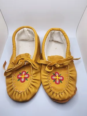 Leather Moccasins - Size 6(U.S.) - with Beaded Flower Design