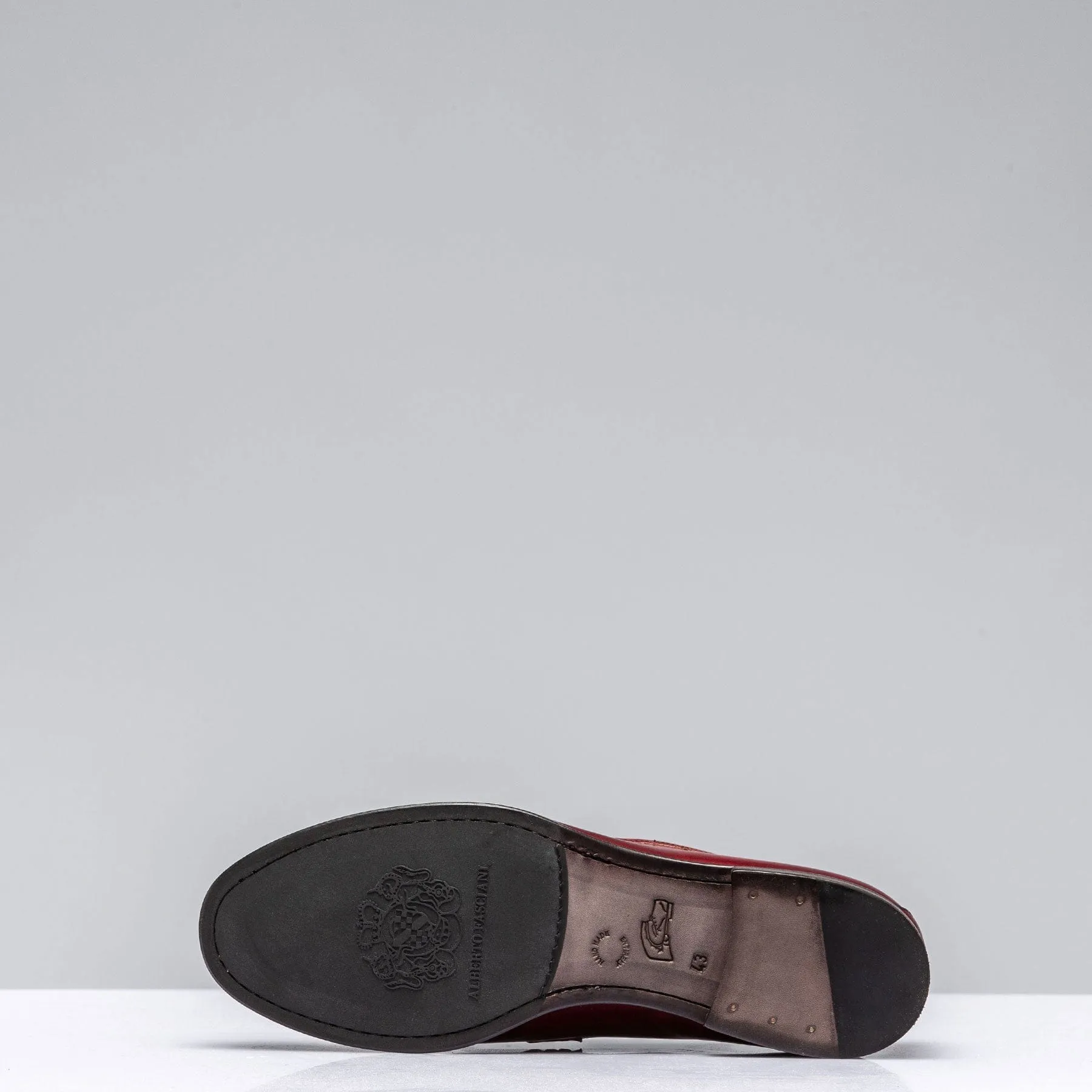 Lucro Loafer In Antique Cherry