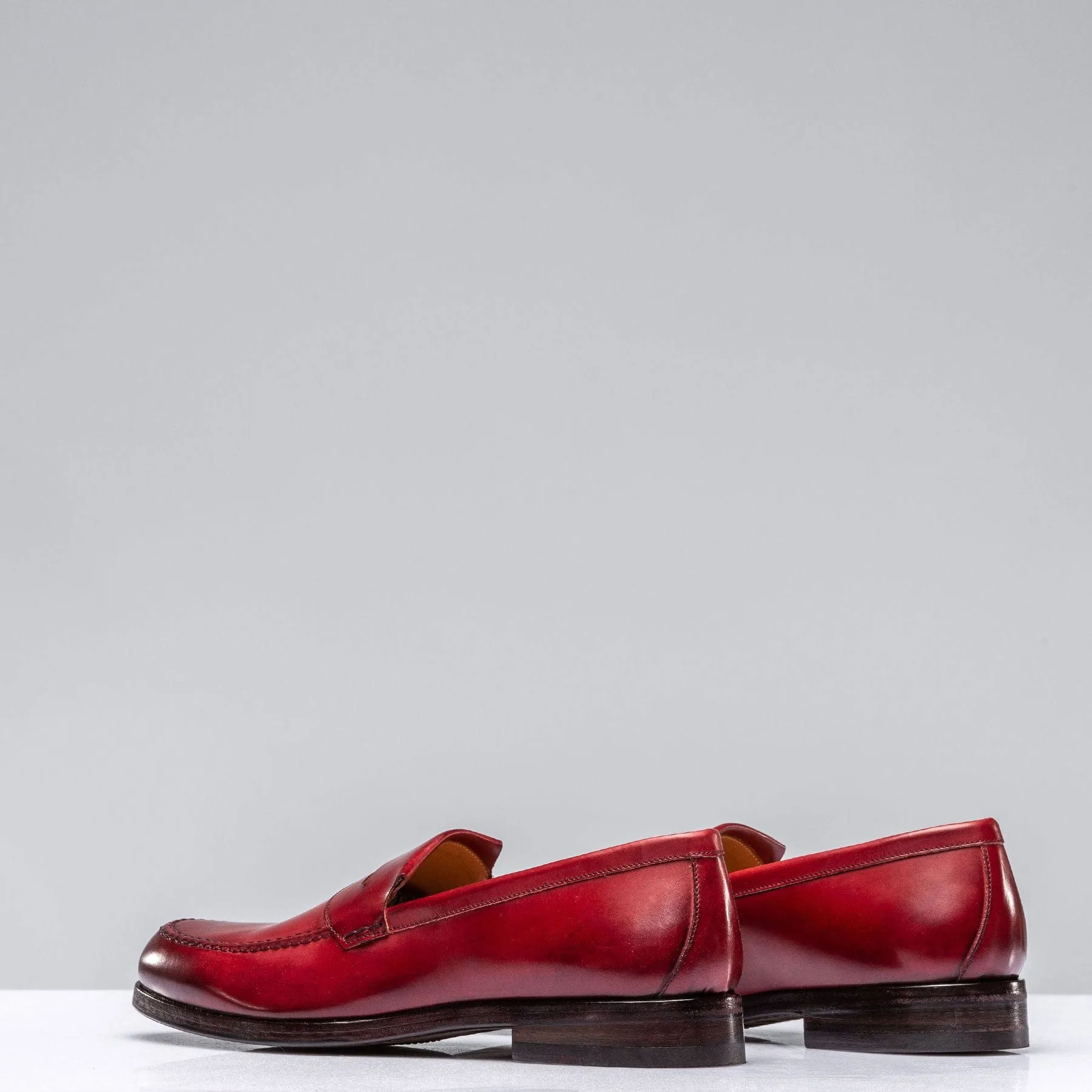 Lucro Loafer In Antique Cherry
