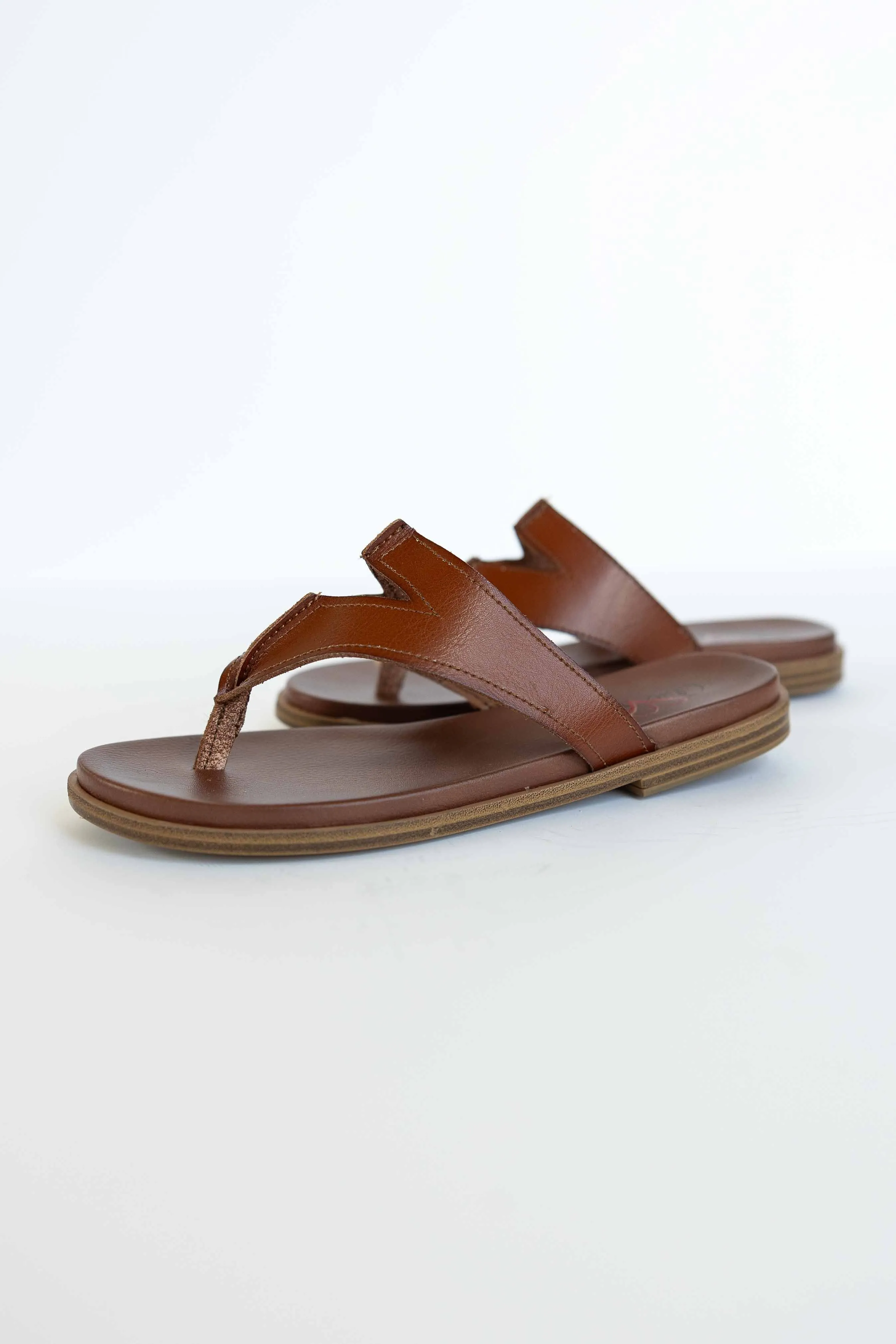 [MIA] MAYTE FLIP-FLOP SANDAL