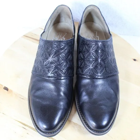 Miz Mooz Leather Loafer Womens 41 Size 9.5 10 Tooled Slip On Tennessee Shoe