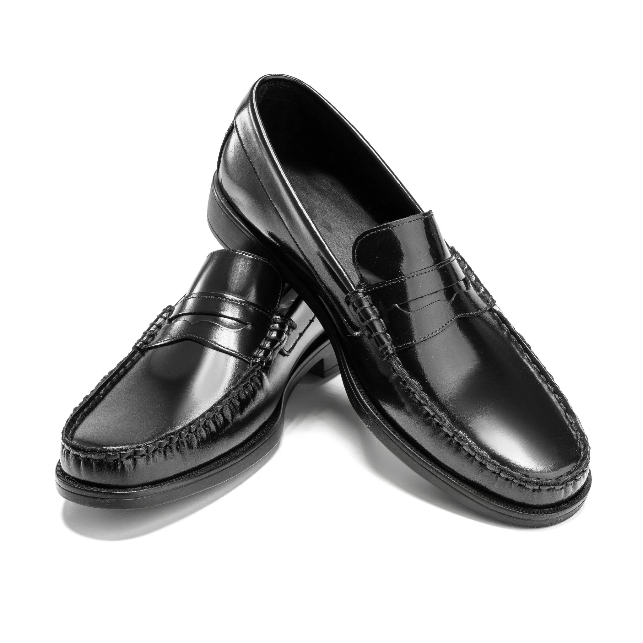 Moe-Toe Slip-on Crest Loafer Shoes for Men