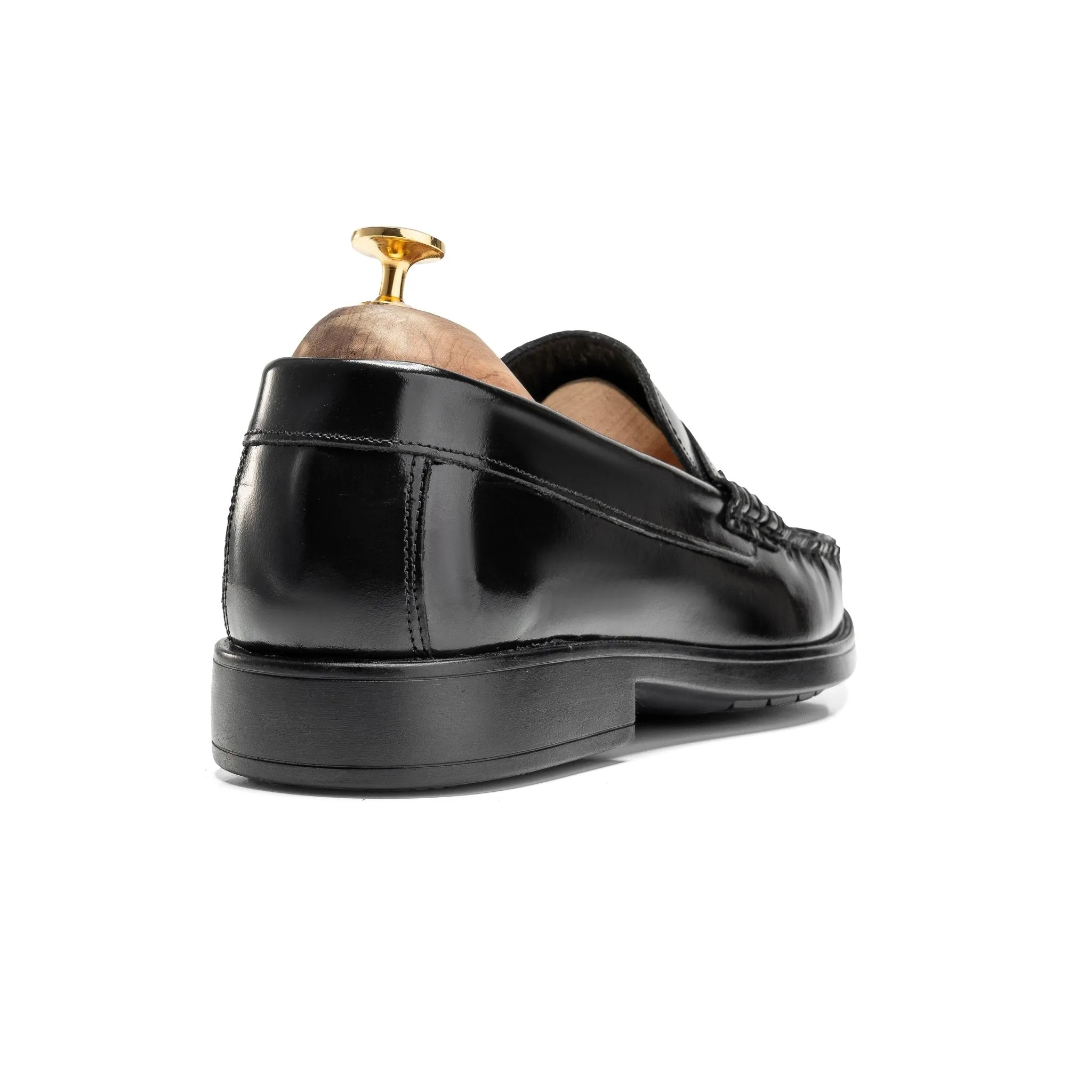 Moe-Toe Slip-on Crest Loafer Shoes for Men