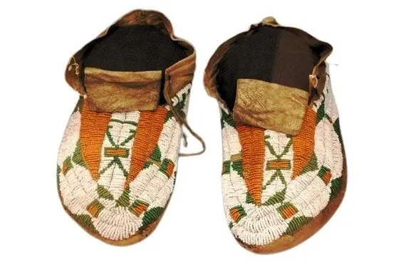 Native American Style Handmade Beaded Powwow Dance Moccasin PMC726