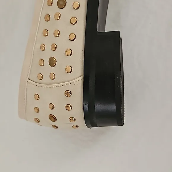 NEW Shu Shop Titina Cream and Gold Studded Loafer Size 10