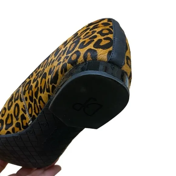 NWOB Donald J Pliner Leopard Print Calf Hair Loafer