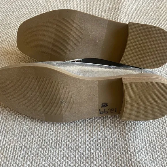 NWOT Dolce Vita Fran Loafer Silver Faux Leather Two-Toned Square Toe Sz 10M