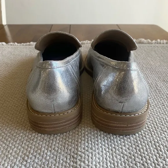 NWOT Dolce Vita Fran Loafer Silver Faux Leather Two-Toned Square Toe Sz 10M