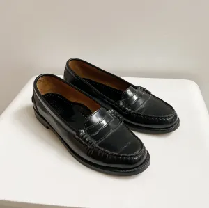 Obsidian Structured Leather Loafer | Size 7
