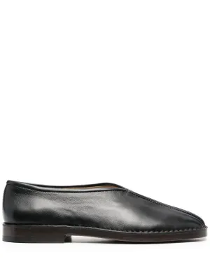 Piped leather slippers