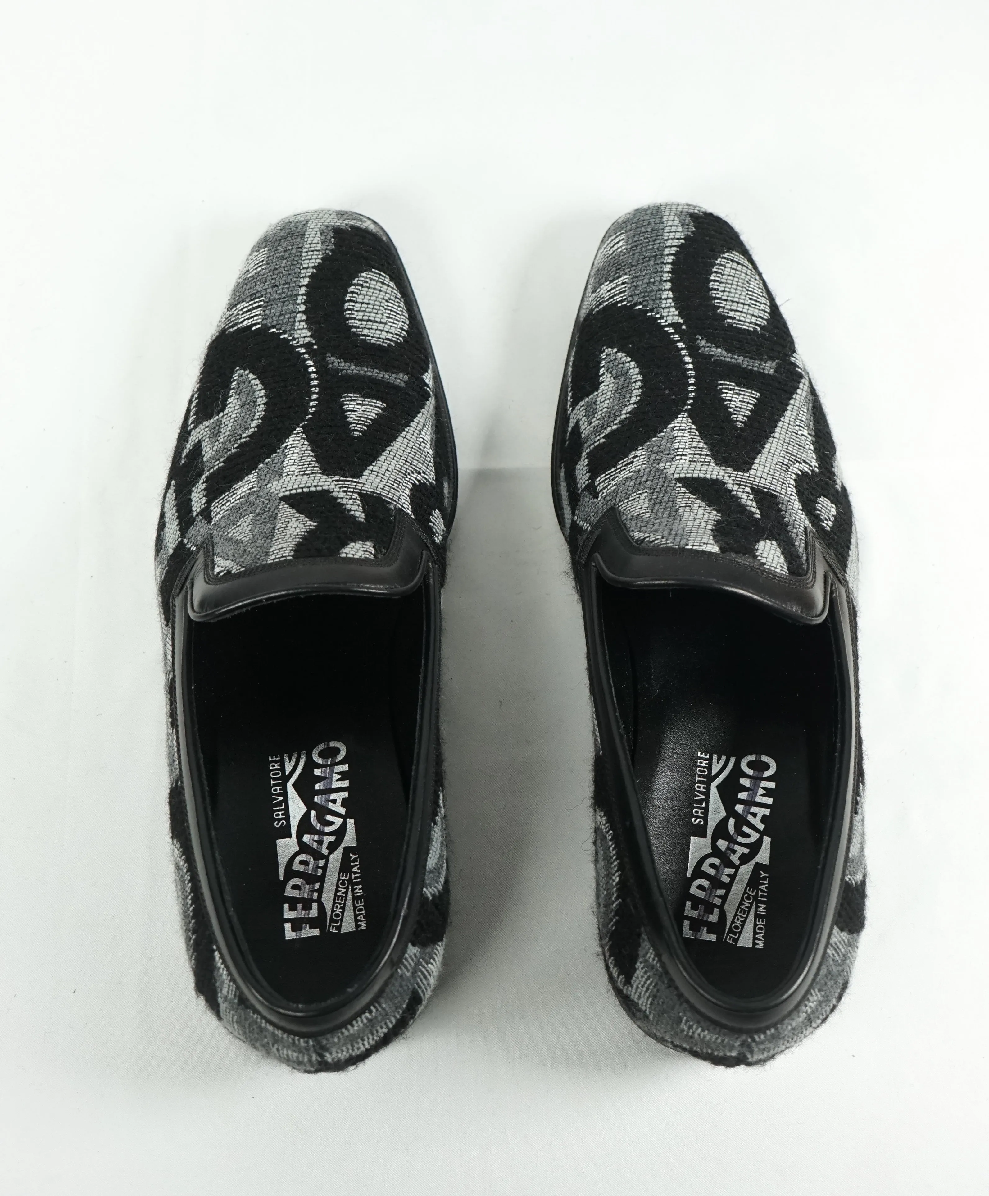 SALVATORE FERRAGAMO -LOGO Monogram Wool Leather Slip On Smoking Loafers - 7 EE