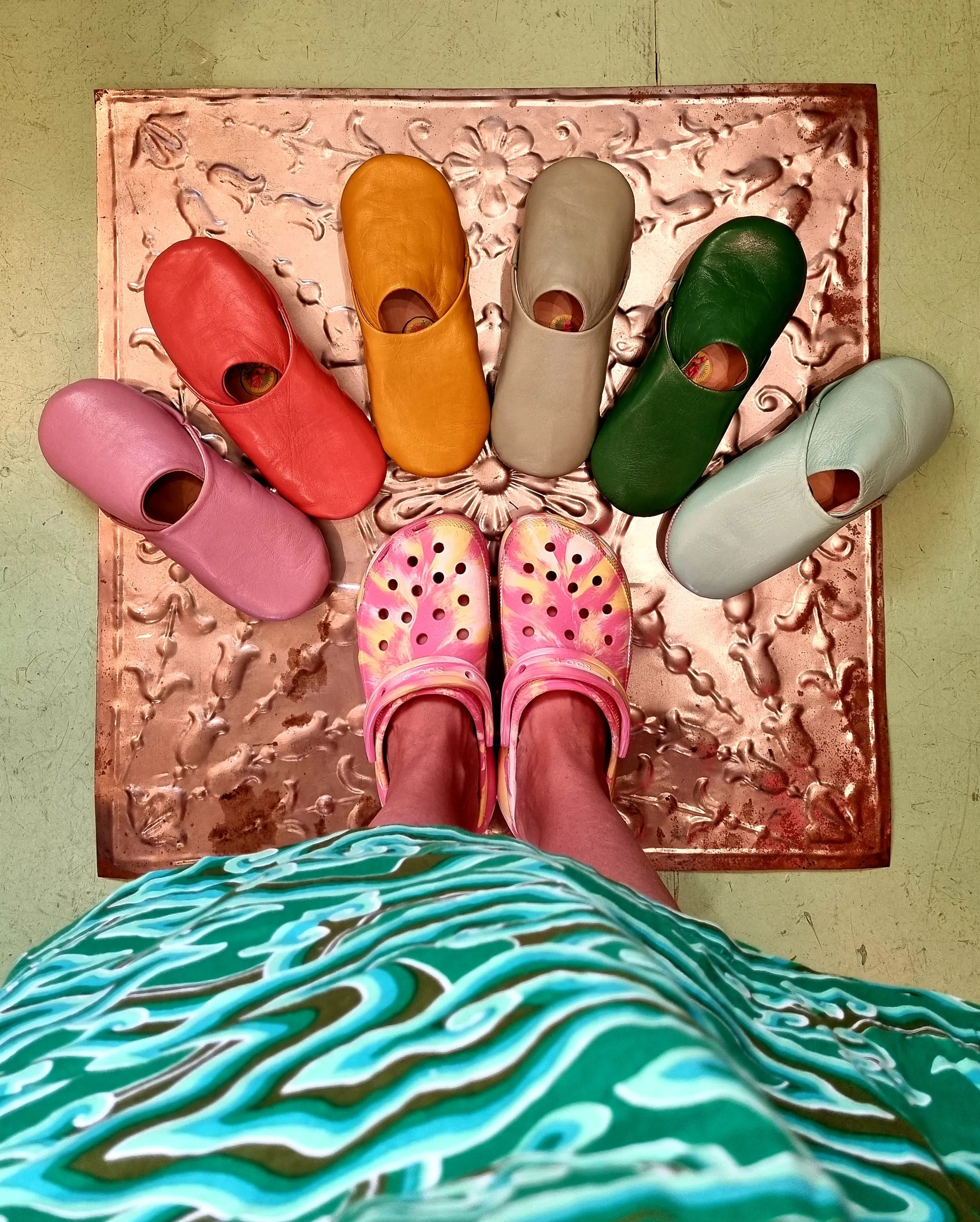 Soft leather slippers - Large UK 8-9