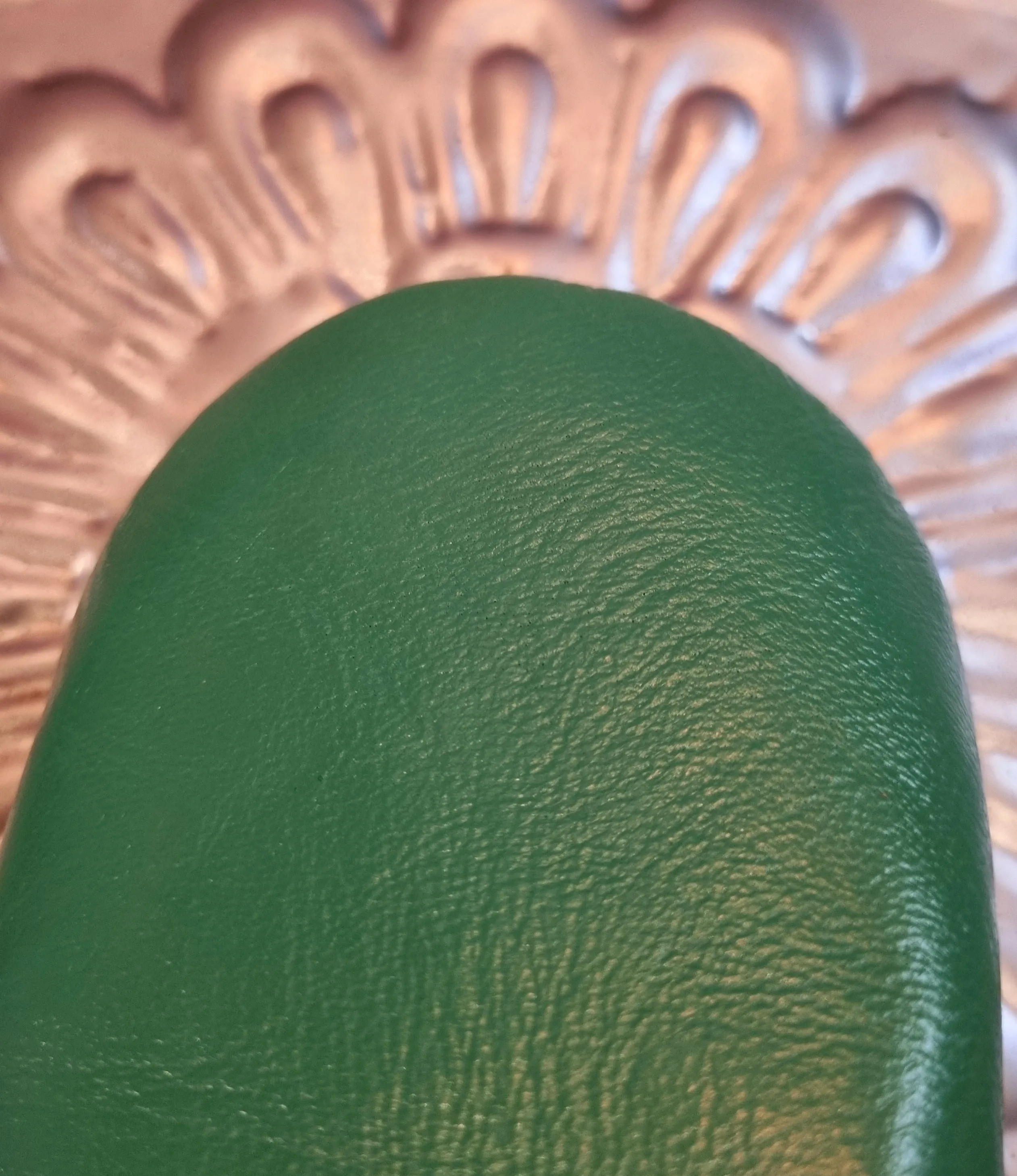 Soft leather slippers - Large UK 8-9