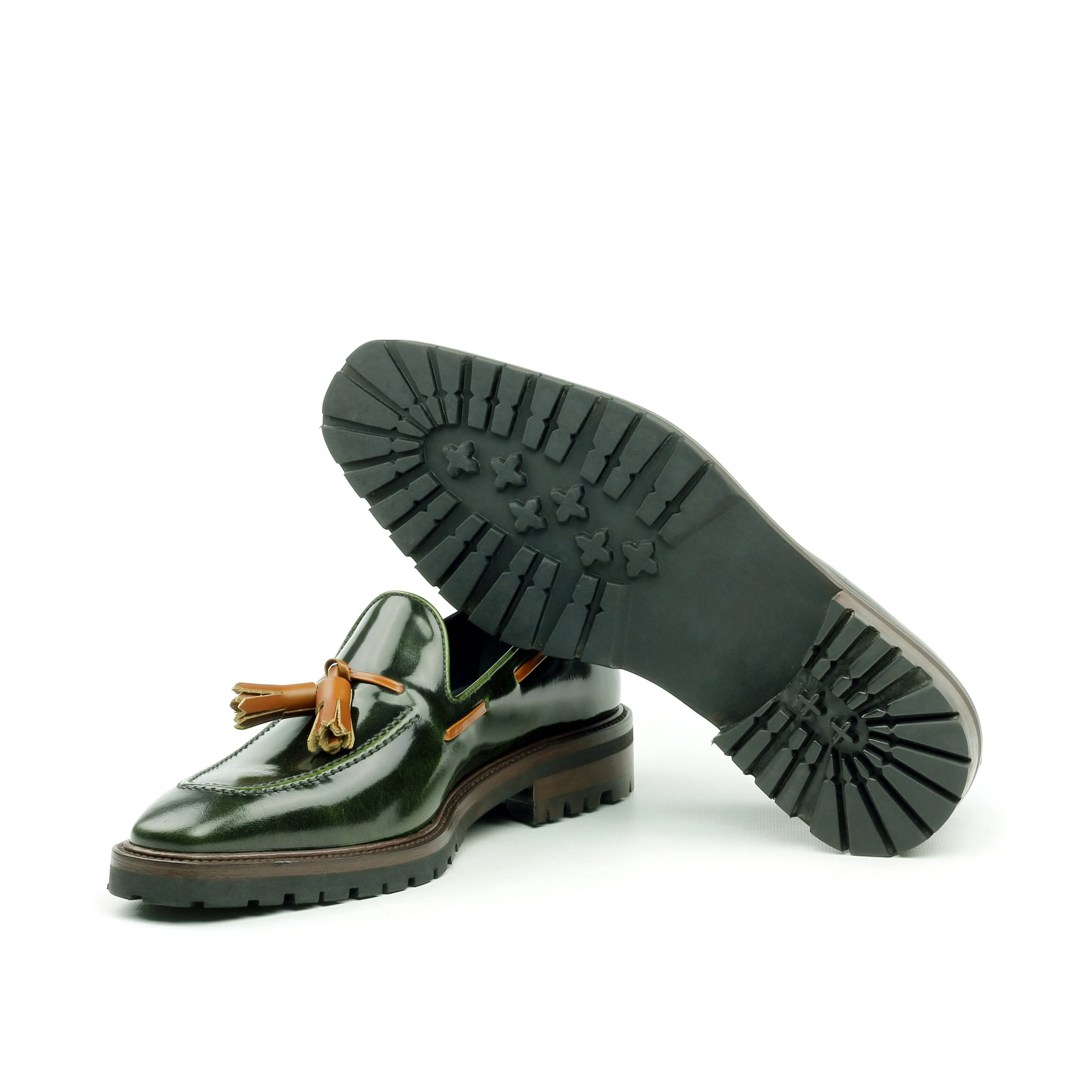 Unique Handcrafted Green Polish Calf Laceless Loafer w/ Tassles