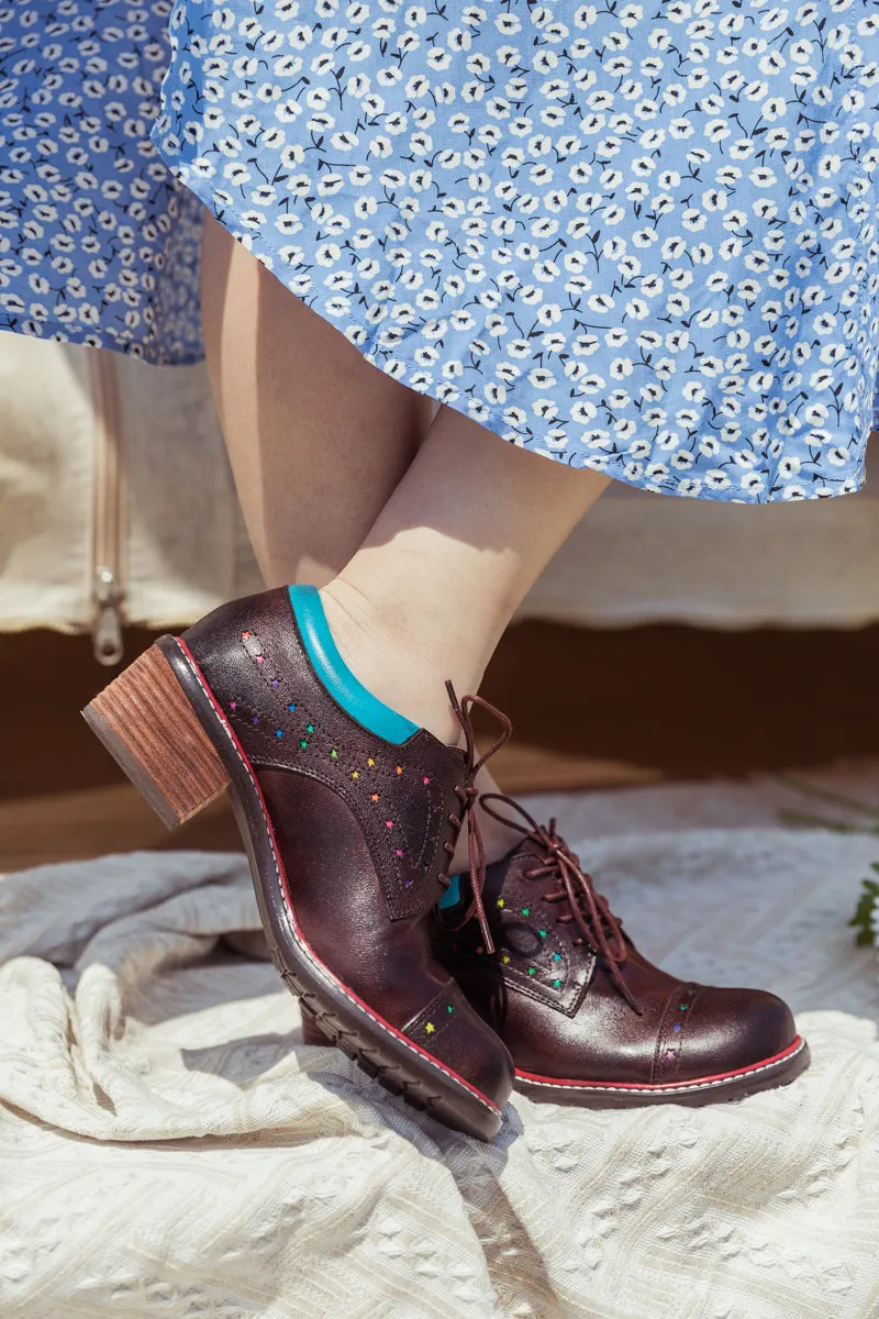 Vicconfy | BROWN STAR EMBOSSED LEATHER BROGUES OXFORD