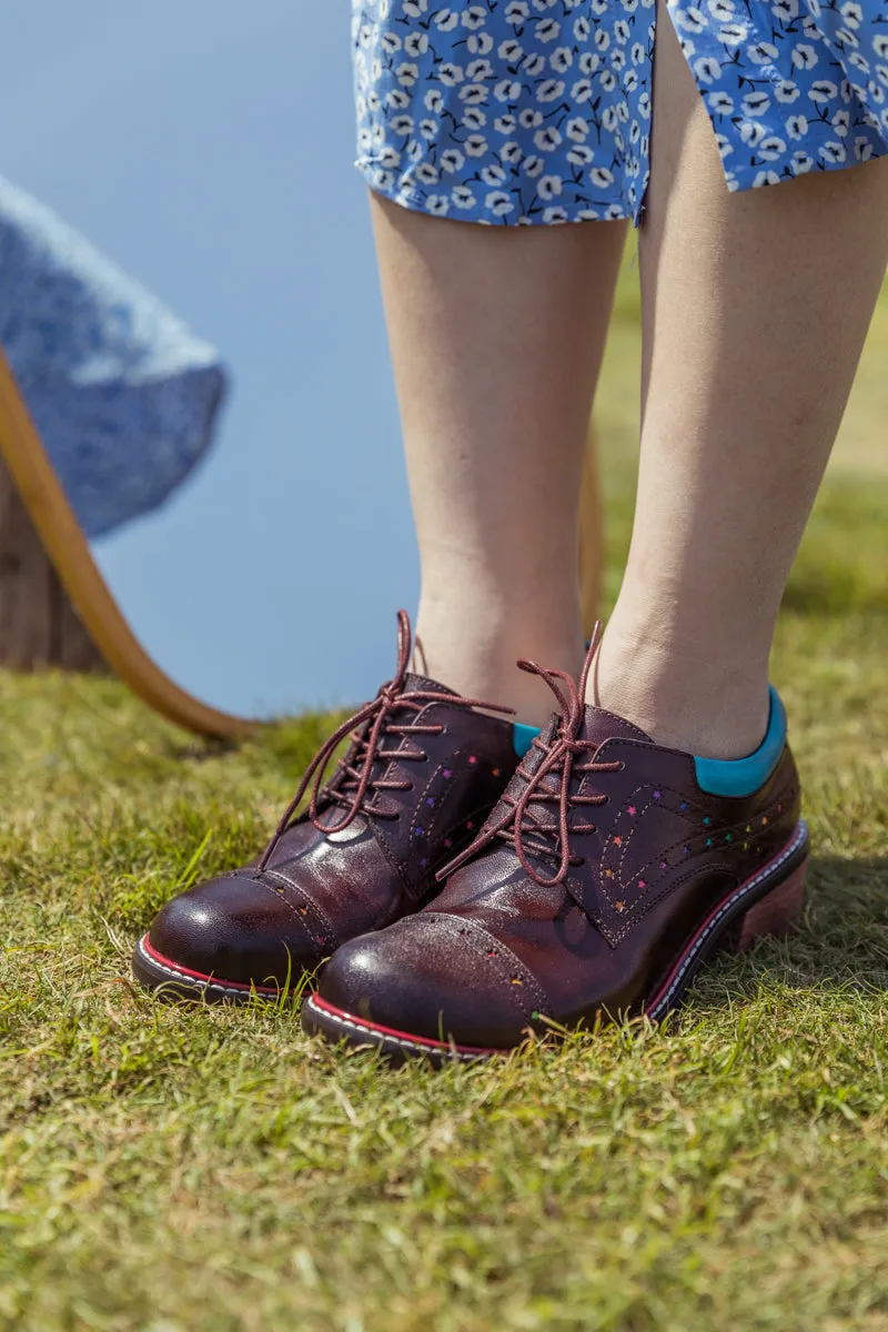 Vicconfy | BROWN STAR EMBOSSED LEATHER BROGUES OXFORD