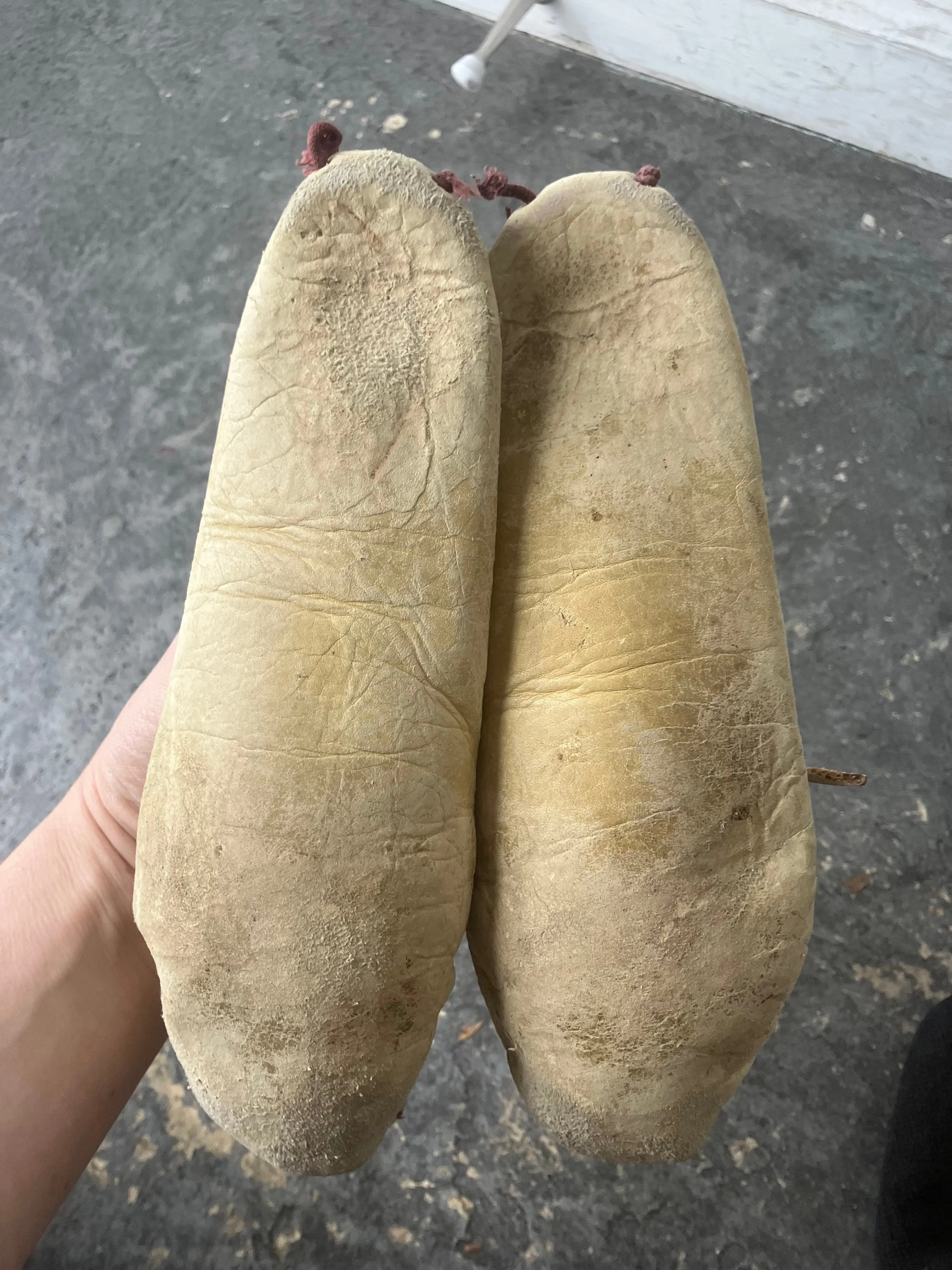 Vintage Beaded Moccasins - Small
