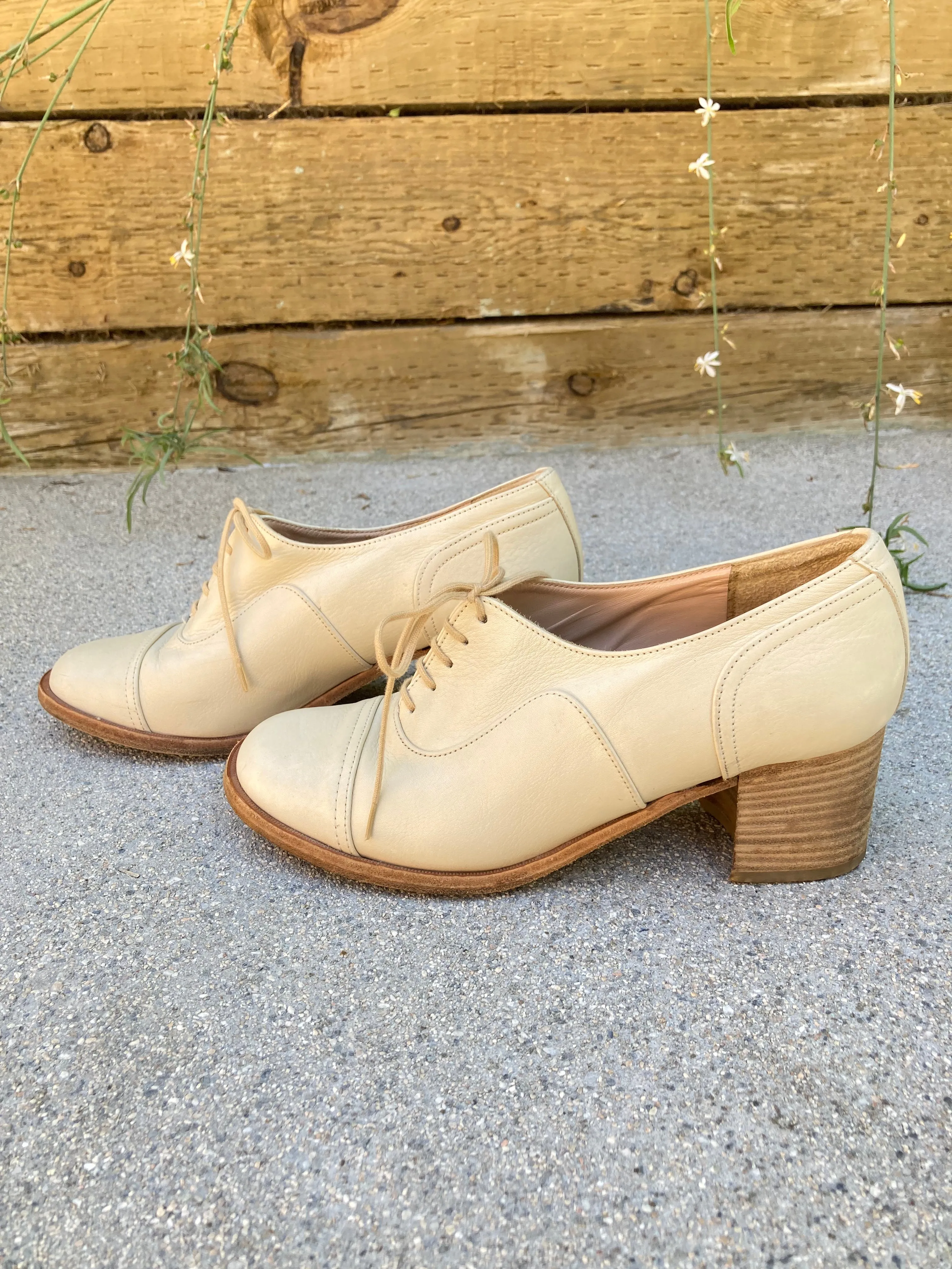 Vintage Robert Clergerie Block Heel Oxfords in Ivory