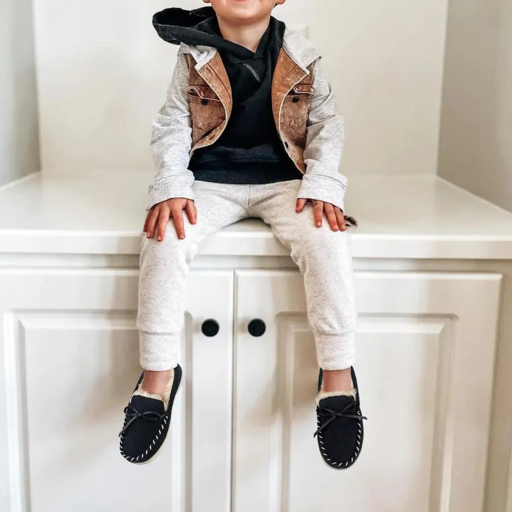 VONMAY Kids Slippers Boys Girls Moccasins House Shoes with Comfy Faux Fur Lining Memory Foam Slipper