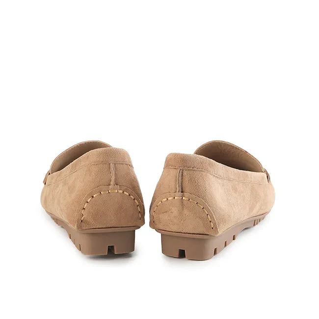 Whitney In Camel