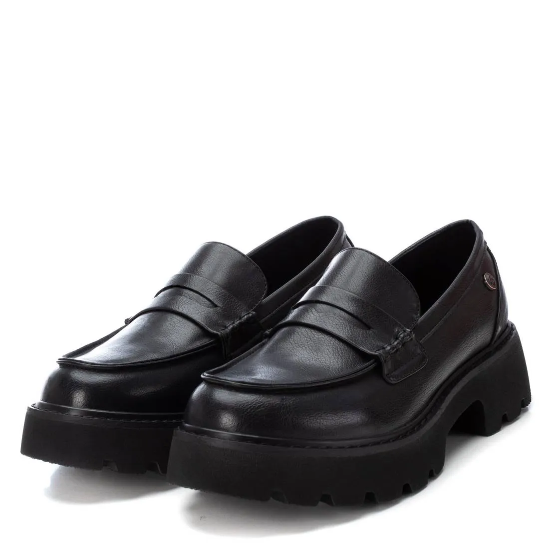 Women's Casual Moccasins By XTI 142980
