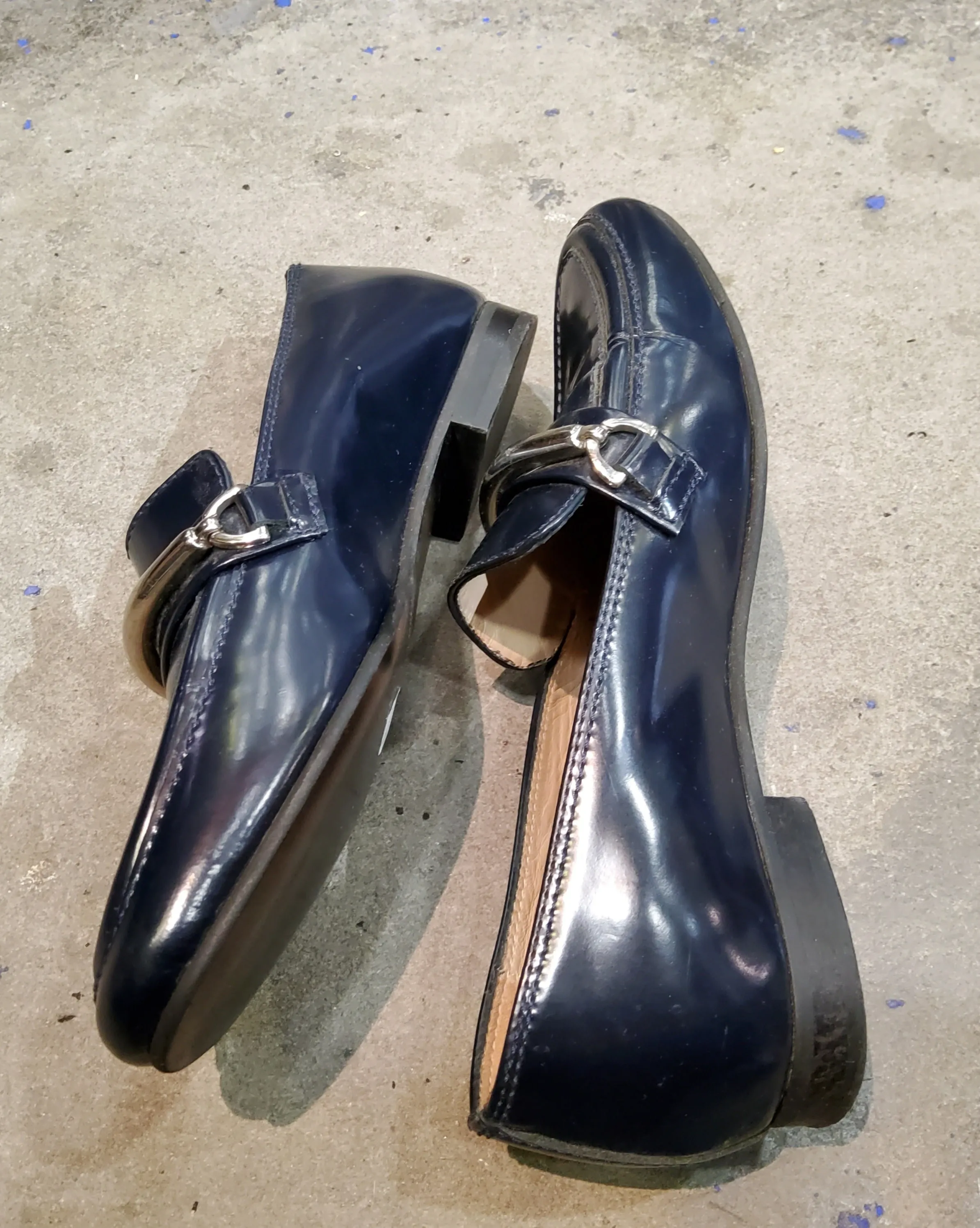 Women's moccasins