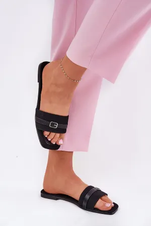 Women's thin strap flip-flops