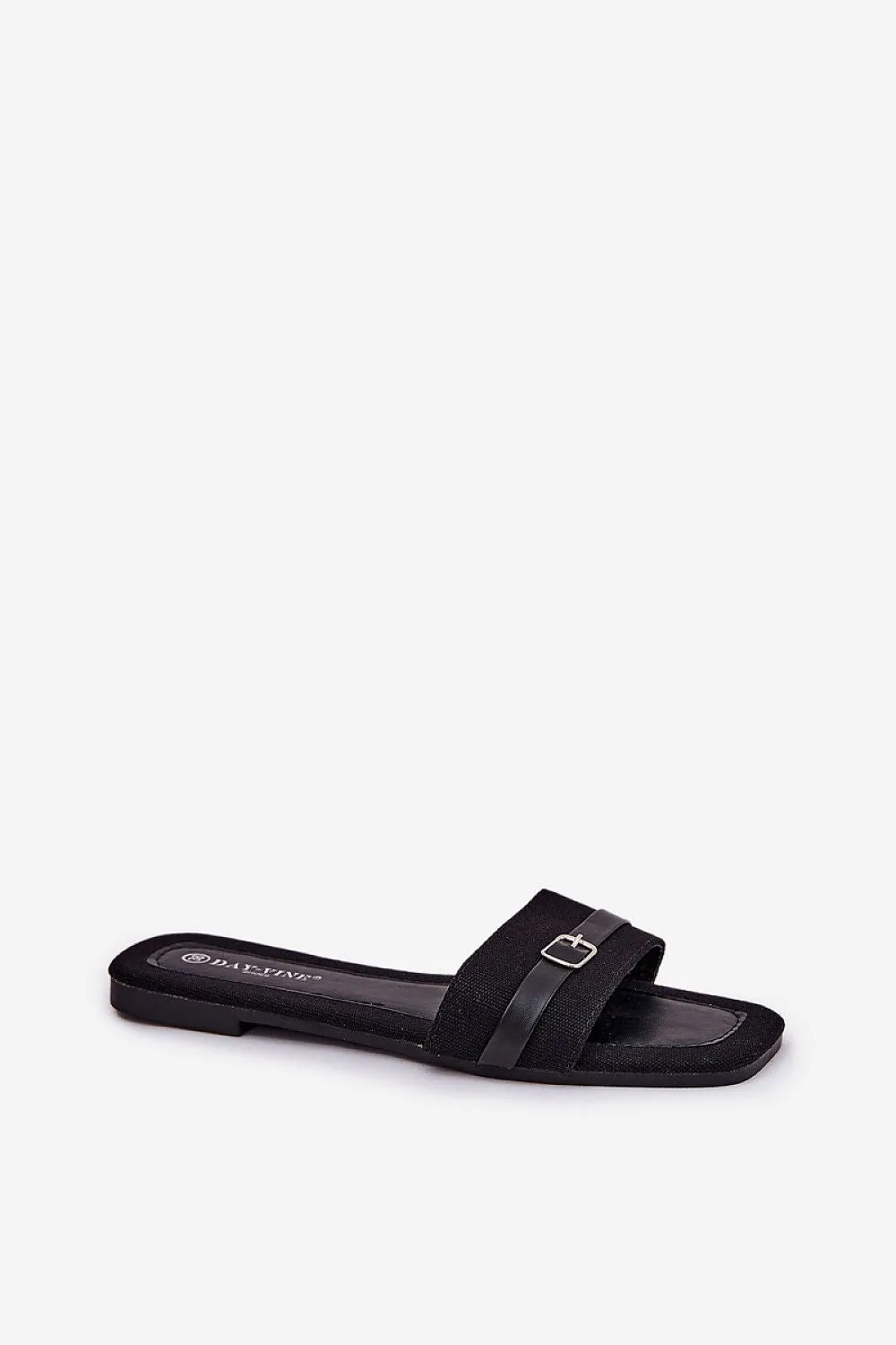 Women's thin strap flip-flops